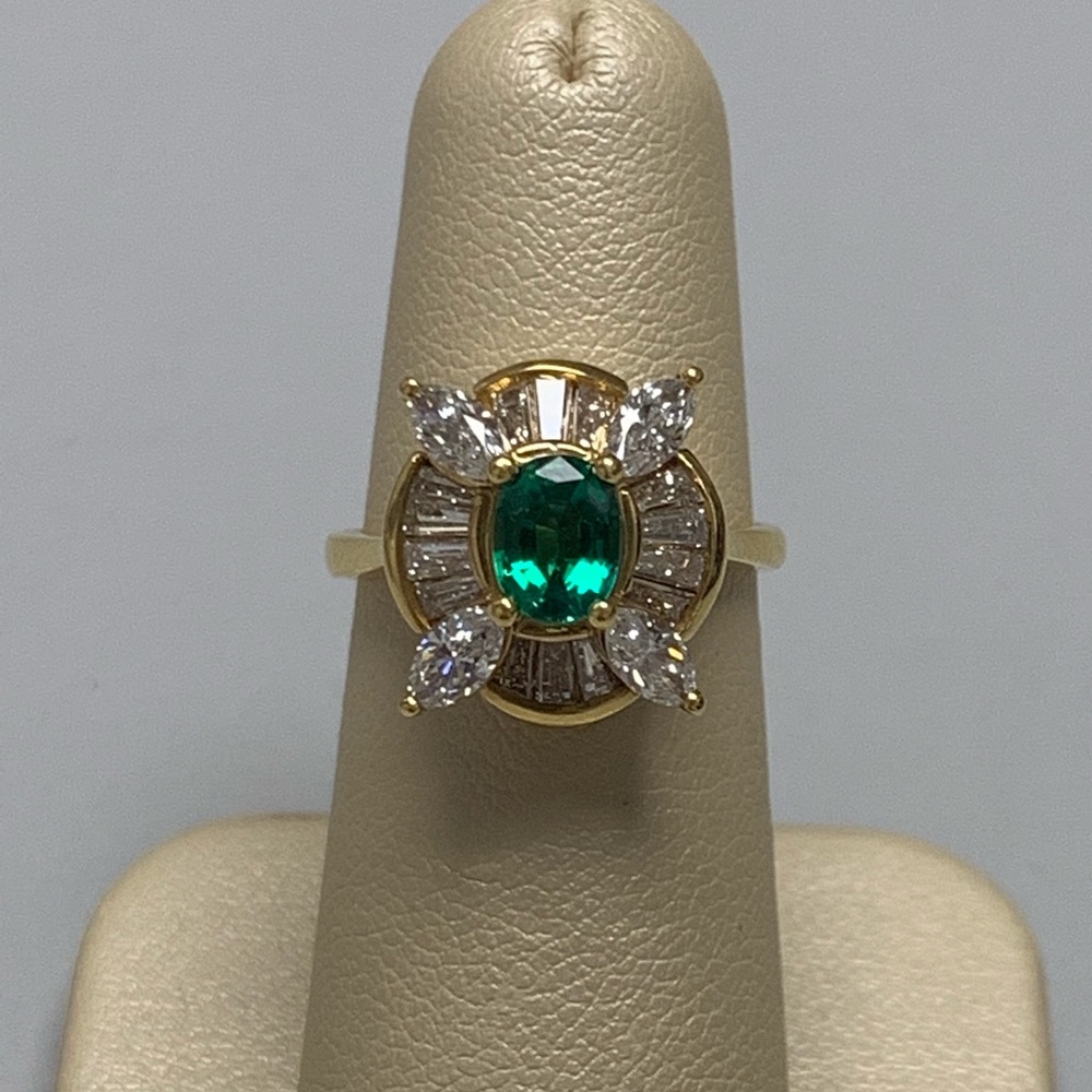 18K Yellow Gold Emerald and Diamond Ring Size 5